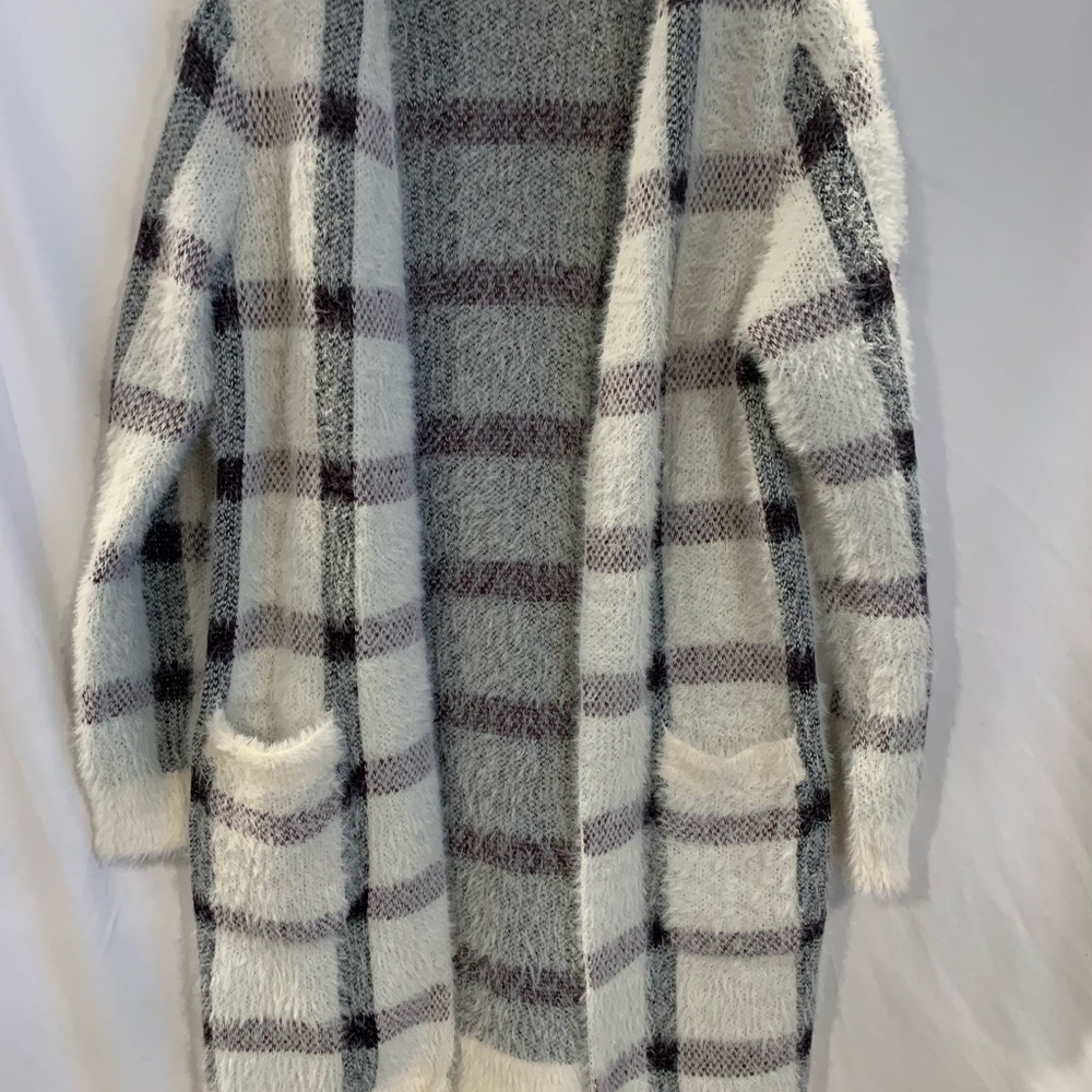 BCX Black and Gray Cozy Cardigan Sweater